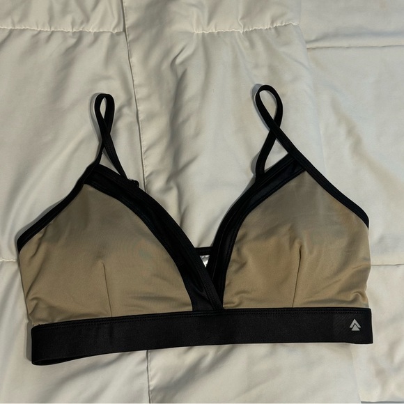 Cali Sport Sports Bra Black, Nude Triangle Top with Adjustable Straps in xl - Picture 6 of 11